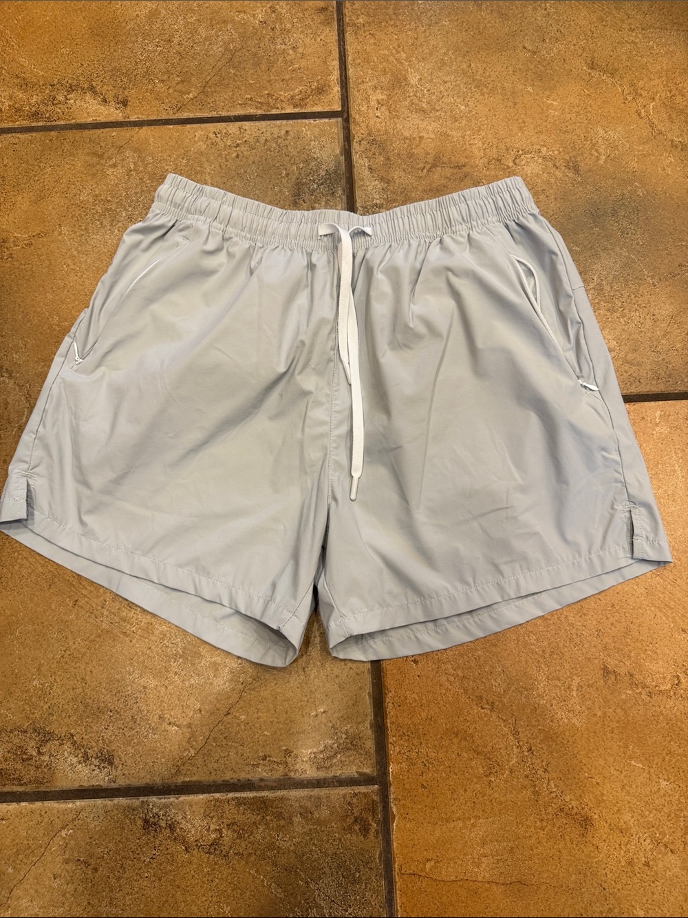 Men's Athletic Shorts — Light Gray Performance with Drawstring